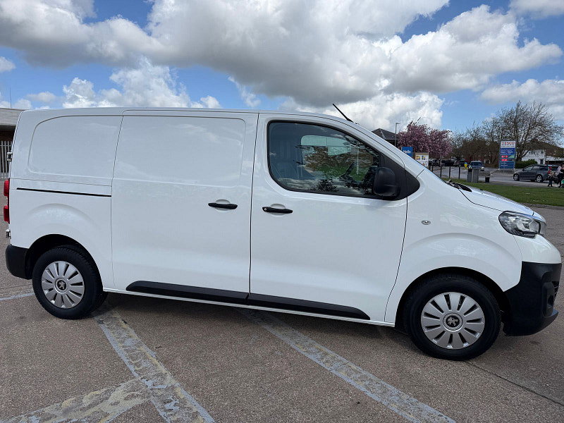 Peugeot Expert 2.0 BlueHDi 1400 Professional Standard Panel Van 6dr Diesel Manual MWB Euro 6 (s/s) (120 ps) 6dr Manual 2026