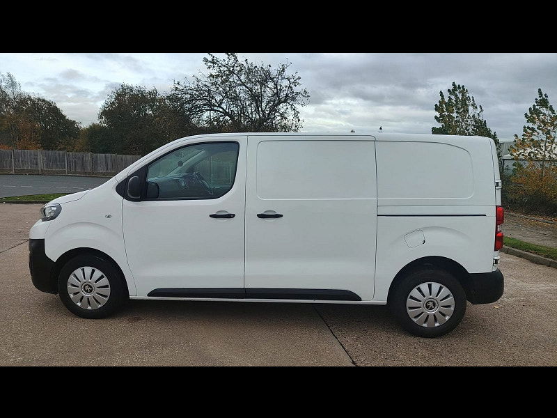 Peugeot Expert 2.0 BlueHDi 1400 Professional Standard Panel Van 6dr Diesel Manual MWB Euro 6 (s/s) (120 ps) 6dr Manual 2025