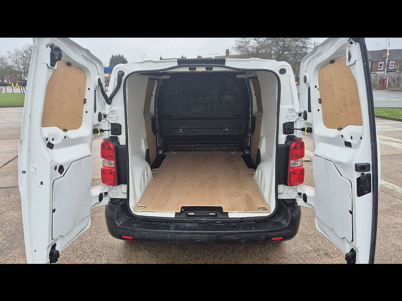 Peugeot Expert 2.0 BlueHDi 1400 Professional Standard Panel Van 6dr Diesel Manual MWB Euro 6 (s/s) (120 ps) 6dr Manual 2026