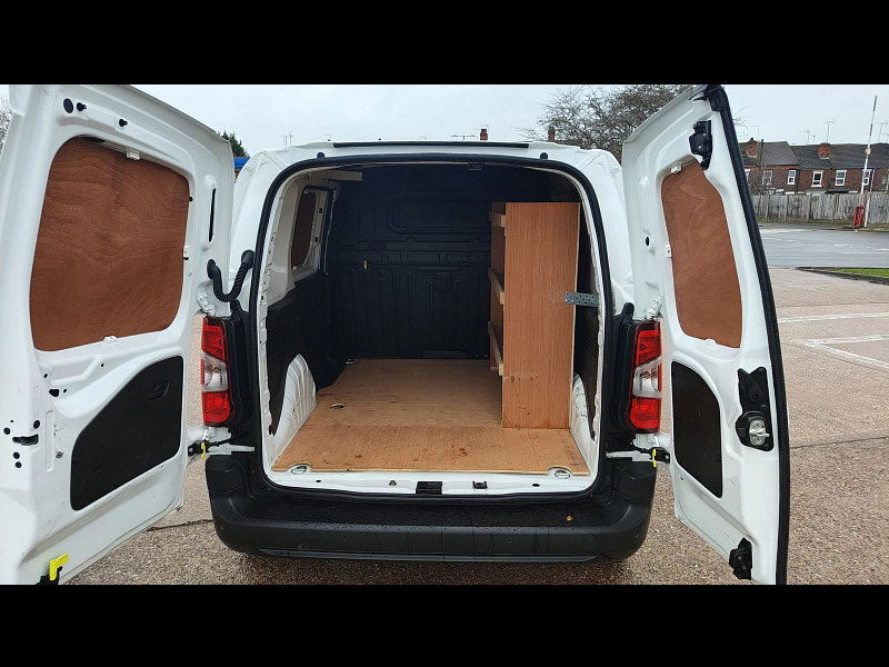 Peugeot Partner 1.5 BlueHDi 1000 Professional Standard Panel Van 5dr Diesel Manual SWB Euro 6 (100 bhp) 5dr Manual 2026