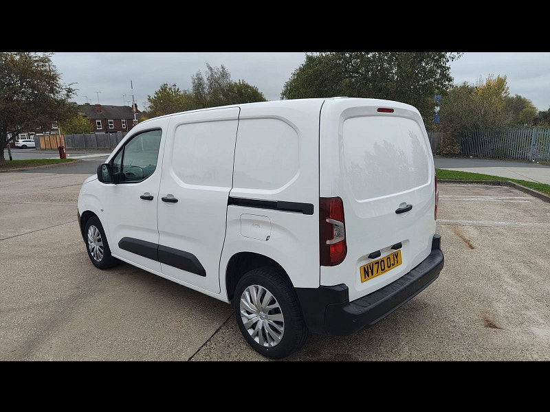 Peugeot Partner 1.5 BlueHDi 1000 Professional Standard Panel Van 5dr Diesel Manual SWB Euro 6 (s/s) (100 bhp) 5dr Manual 2025