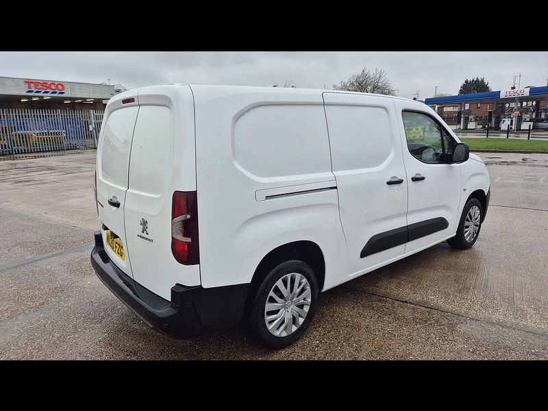 Peugeot Partner 1.5 BlueHDi 950 Professional Long Panel Van 6dr Diesel Manual LWB Euro 6 (s/s) (100 bhp) 6dr Manual 2026