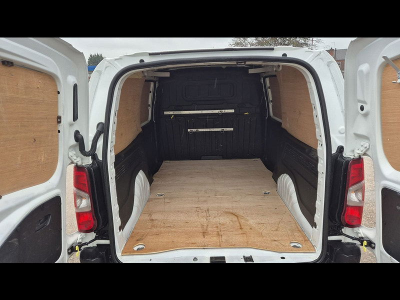 Peugeot Partner 1.5 BlueHDi 950 Professional Long Panel Van 6dr Diesel Manual LWB Euro 6 (s/s) (100 bhp) 6dr Manual 2026