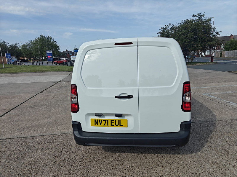 Peugeot Partner 1.5 BlueHDi 950 Professional Premium Long Panel Van 6dr Diesel Manual LWB Euro 6 (100 bhp) 6dr Manual 2026