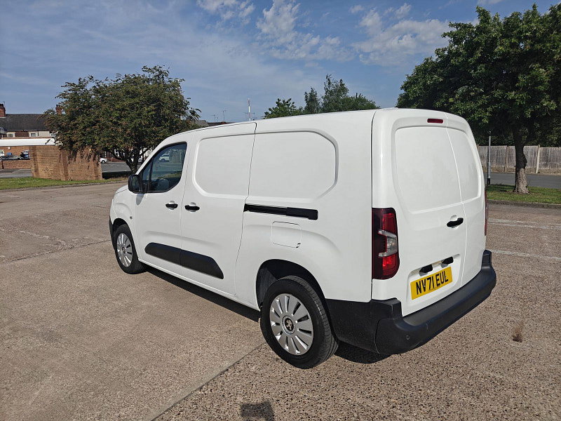 Peugeot Partner 1.5 BlueHDi 950 Professional Premium Long Panel Van 6dr Diesel Manual LWB Euro 6 (100 bhp) 6dr Manual 2026