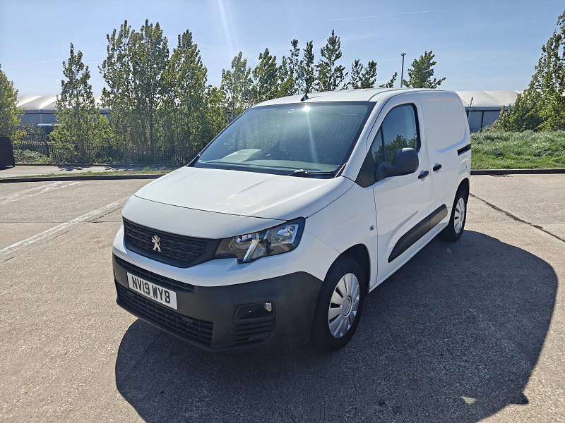 Peugeot Partner 1.6 BlueHDi 1000 Professional Standard Panel Van 5dr Diesel Manual SWB Euro 6 (s/s) (100 bhp) 5dr Manual 2026