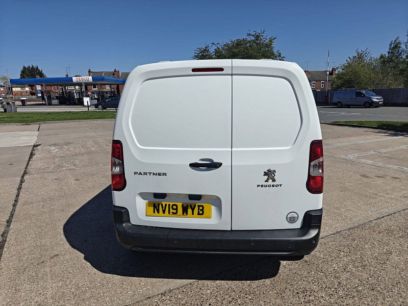 Peugeot Partner 1.6 BlueHDi 1000 Professional Standard Panel Van 5dr Diesel Manual SWB Euro 6 (s/s) (100 bhp) 5dr Manual 2026
