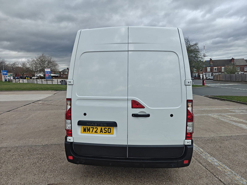 Renault Master 2.3 dCi 35 Business+ Panel Van 4dr Diesel Manual FWD MWB Medium Roof Euro 6 (135 ps) 3dr Manual 2026
