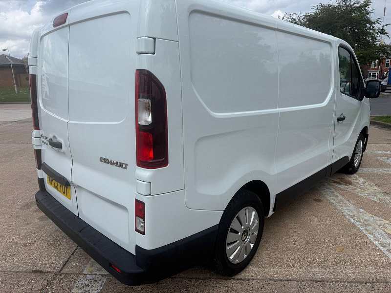 Renault Trafic 2.0 dCi Blue SL28 Business+ Panel Van 5dr Diesel Manual L1 H1 Euro 6 (s/s) (130 ps) 3dr Manual 2026