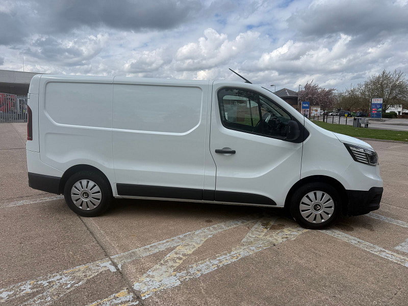 Renault Trafic 2.0 dCi Blue SL28 Business+ Panel Van 5dr Diesel Manual L1 H1 Euro 6 (s/s) (130 ps) 3dr Manual 2026
