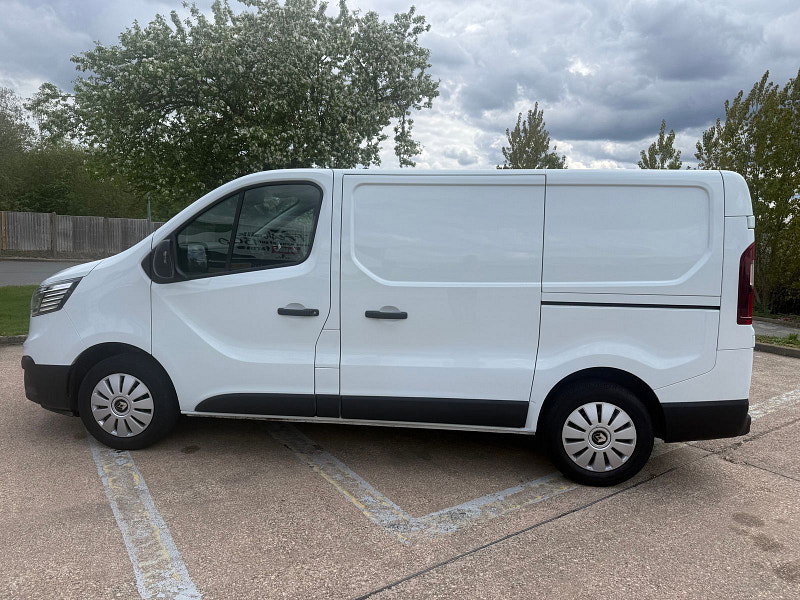 Renault Trafic 2.0 dCi Blue SL28 Business+ Panel Van 5dr Diesel Manual L1 H1 Euro 6 (s/s) (130 ps) 3dr Manual 2026