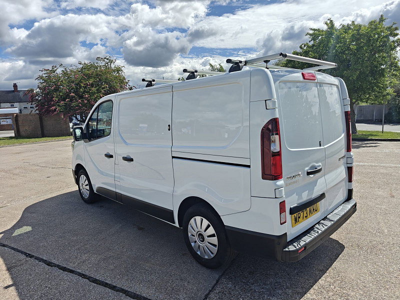 Renault Trafic 2.0 dCi Blue SL28 Business+ Panel Van 5dr Diesel Manual L1 H1 Euro 6 (s/s) (130 ps) 3dr Manual 2026