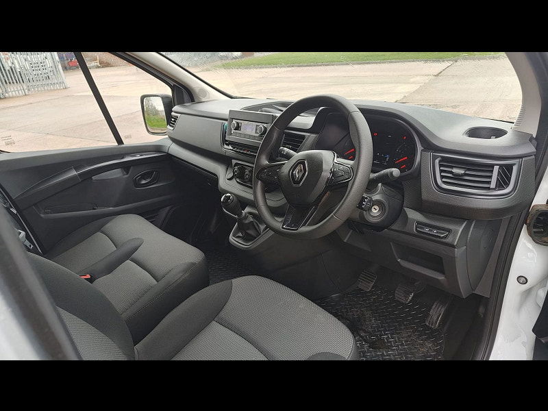 Renault Trafic 2.0 dCi Blue SL28 Business Panel Van 5dr Diesel Manual L1 H1 Euro 6 (s/s) (130 ps) 3dr Manual 2025