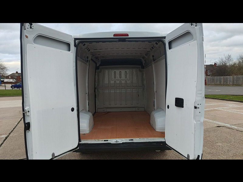 Vauxhall Movano 2.2 CDTi 3500 BiTurbo Dynamic Panel Van 5dr Diesel Manual FWD L2 H2 Euro 6 (s/s) (140 ps) 5dr Manual 2026