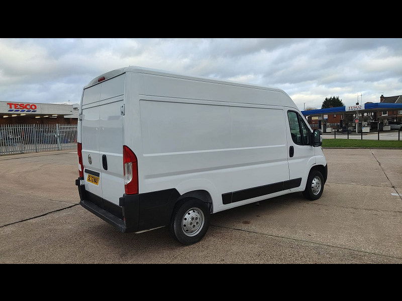 Vauxhall Movano 2.2 CDTi 3500 BiTurbo Dynamic Panel Van 5dr Diesel Manual FWD L2 H2 Euro 6 (s/s) (140 ps) 5dr Manual 2026