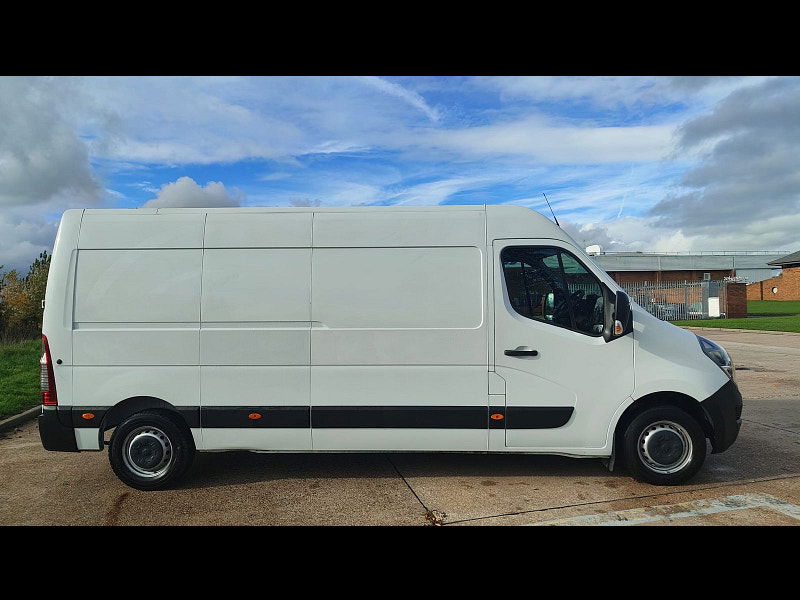 Vauxhall Movano 2.3 CDTi 3500 BiTurbo Edition Panel Van 5dr Diesel Manual FWD L3 H2 Euro 6 (135 ps) 5dr Manual 2025