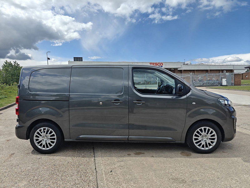 Vauxhall Vivaro 1.5 Turbo D 2700 Pro Panel Van 6dr Diesel Manual L1 H1 Euro 6 (s/s) (120 ps) 6dr Manual 2026