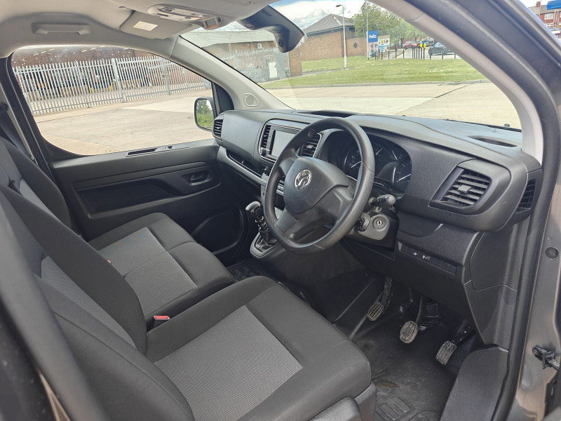 Vauxhall Vivaro 1.5 Turbo D 2700 Pro Panel Van 6dr Diesel Manual L1 H1 Euro 6 (s/s) (120 ps) 6dr Manual 2026