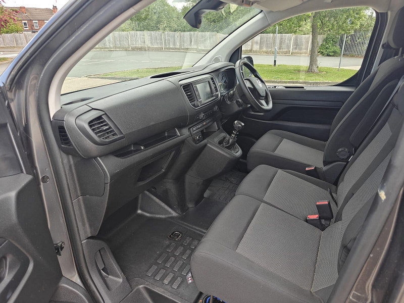 Vauxhall Vivaro 1.5 Turbo D 2700 Pro Panel Van 6dr Diesel Manual L1 H1 Euro 6 (s/s) (120 ps) 6dr Manual 2026