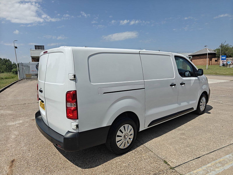 Vauxhall Vivaro 1.5 Turbo D 2900 Dynamic Panel Van 6dr Diesel Manual L2 H1 Euro 6 (s/s) (100 ps) 6dr Manual 2026