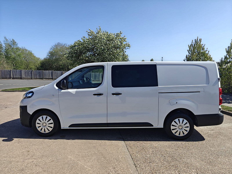 Vauxhall Vivaro 2.0 Turbo D 3100 Dynamic Crew Van Double Cab 6dr Diesel Manual L2 H1 Euro 6 (s/s) (145 ps) 6dr Manual 2026