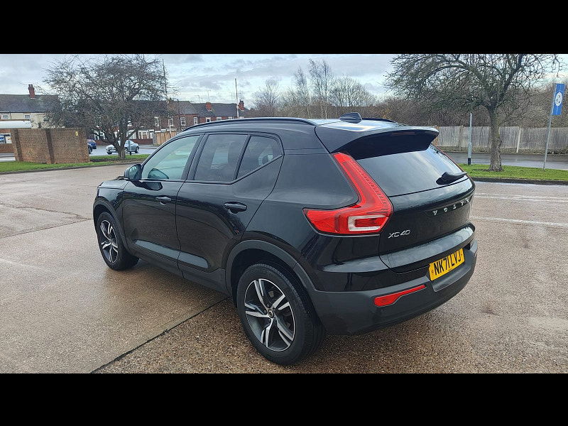 Volvo XC40 1.5 T3 R-Design SUV 5dr Petrol Auto Euro 6 (s/s) (163 ps) 5dr Automatic 2026