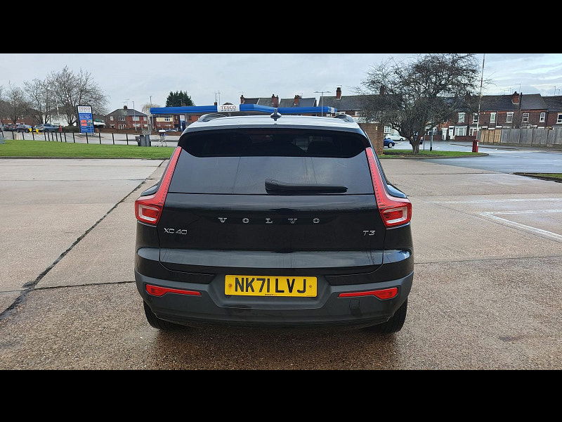 Volvo XC40 1.5 T3 R-Design SUV 5dr Petrol Auto Euro 6 (s/s) (163 ps) 5dr Automatic 2026