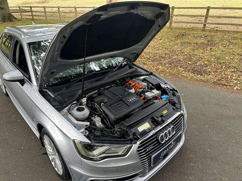 Audi A3 1.4 A3 e-tron Sportback Semi-Auto 5dr 5dr Automatic 2025
