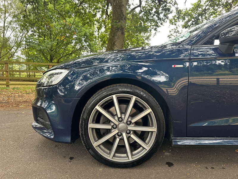 Audi A3 2.0 A3 Sportback Black Edition TFSI Quattro Semi-Auto 4WD 5dr 5dr Automatic 2025
