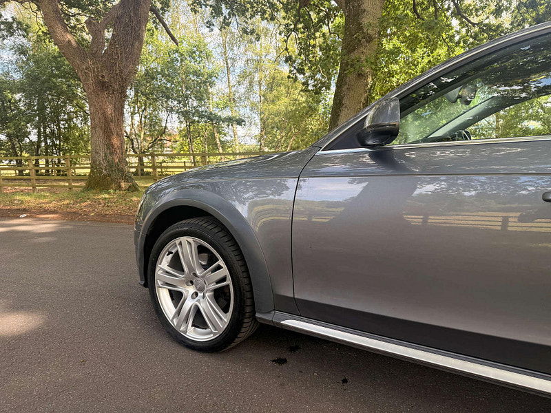 Audi A4 2.0 A4 Allroad Sport TDI Quattro Auto 4WD 5dr 5dr Automatic 2025