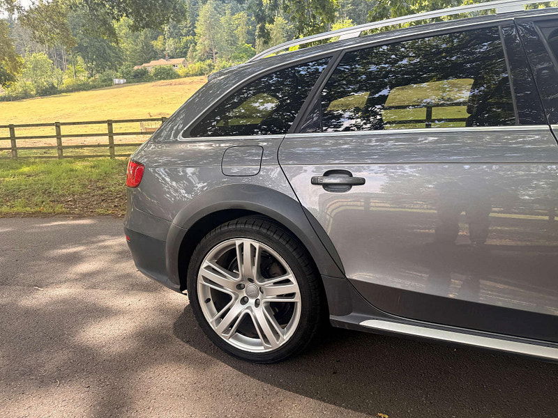 Audi A4 2.0 A4 Allroad Sport TDI Quattro Auto 4WD 5dr 5dr Automatic 2025