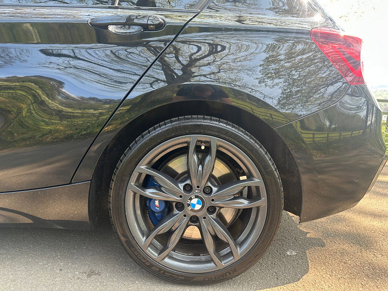 BMW 1 Series 3.0 M140i GPF Shadow Edition Hatchback 5dr Petrol Auto Euro 6 (s/s) (340 ps) 5dr Automatic 2026