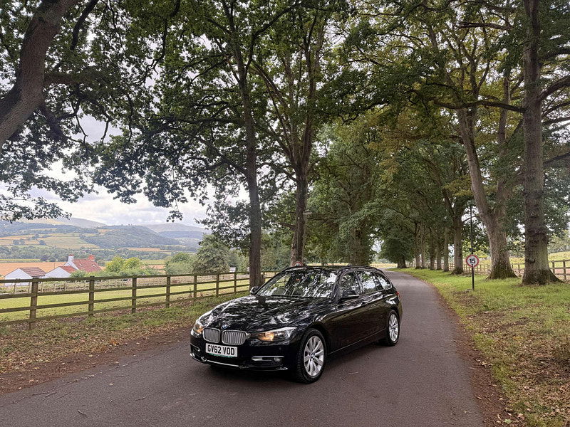 BMW 3 Series 3.0 330d Modern Touring Auto 5dr 5dr Automatic 2025