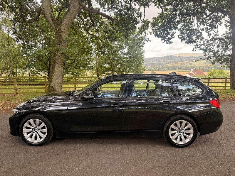 BMW 3 Series 3.0 330d Modern Touring Auto 5dr 5dr Automatic 2025
