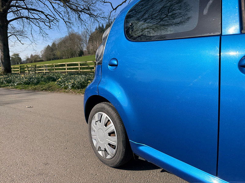 Citroen C1 1.0i VTR Hatchback 5dr Petrol Manual Euro 5 (68 ps) 5dr Manual 2026