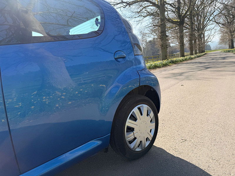 Citroen C1 1.0i VTR Hatchback 5dr Petrol Manual Euro 5 (68 ps) 5dr Manual 2026