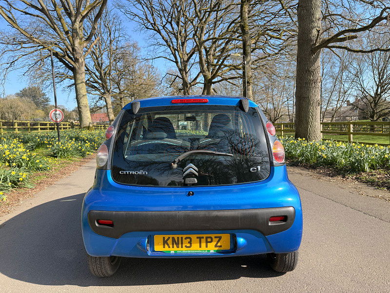 Citroen C1 1.0i VTR Hatchback 5dr Petrol Manual Euro 5 (68 ps) 5dr Manual 2026