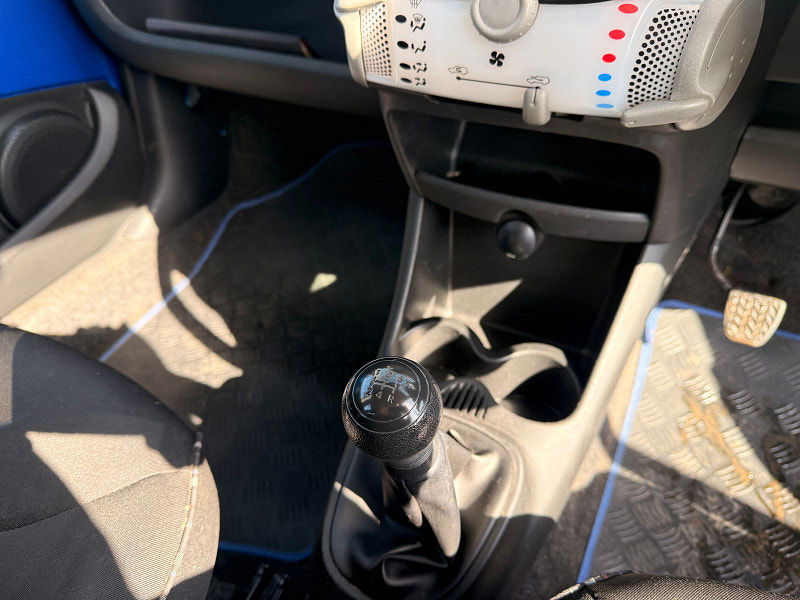 Citroen C1 1.0i VTR Hatchback 5dr Petrol Manual Euro 5 (68 ps) 5dr Manual 2026