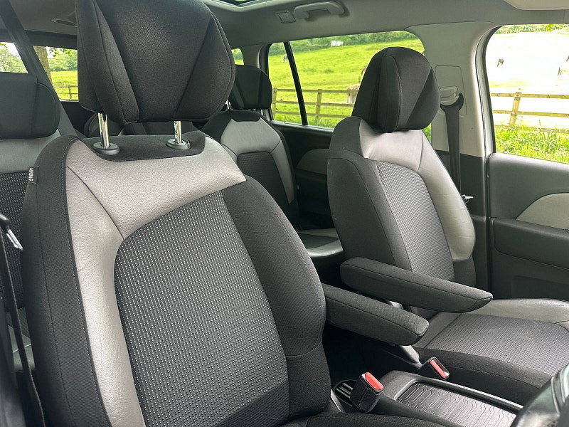 Citroen Grand C4 Picasso 2.0 BlueHDi Exclusive+ MPV 5dr Diesel EAT6 Euro 6 (s/s) (150 ps) 5dr Automatic 2026