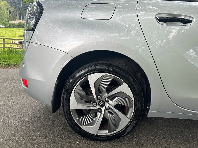 Citroen Grand C4 Picasso 2.0 BlueHDi Exclusive+ MPV 5dr Diesel EAT6 Euro 6 (s/s) (150 ps) 5dr Automatic 2026