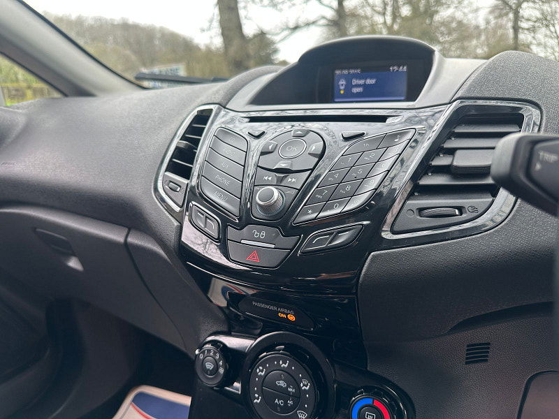 Ford Fiesta 1.0T EcoBoost Zetec S Hatchback 3dr Petrol Manual Euro 6 (s/s) (140 ps) 3dr Manual 2026