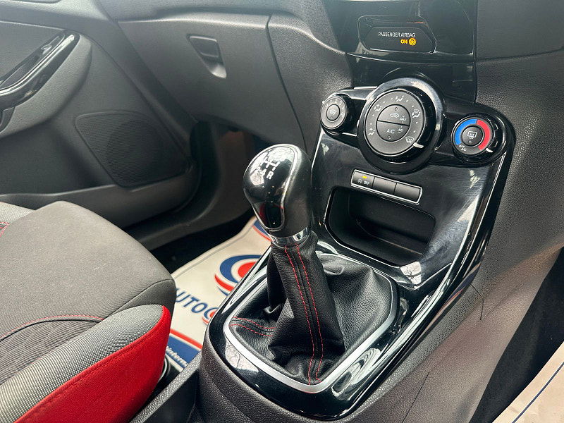 Ford Fiesta 1.0T EcoBoost Zetec S Hatchback 3dr Petrol Manual Euro 6 (s/s) (140 ps) 3dr Manual 2026