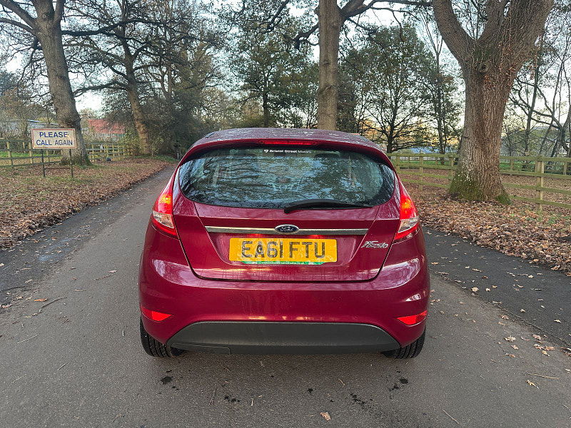 Ford Fiesta 1.25 Zetec Hatchback 5dr Petrol Manual (129 g/km, 81 bhp) 5dr Manual 2025