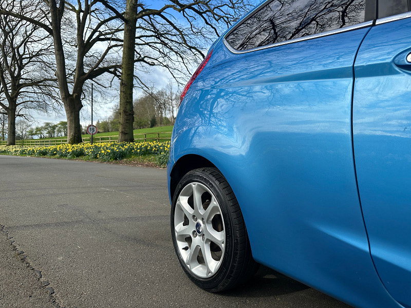 Ford Fiesta 1.4 Titanium Hatchback 3dr Petrol Manual (133 g/km, 94 bhp) 3dr Manual 2026