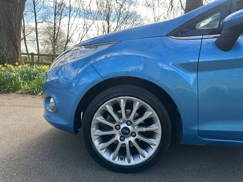 Ford Fiesta 1.4 Titanium Hatchback 3dr Petrol Manual (133 g/km, 94 bhp) 3dr Manual 2026