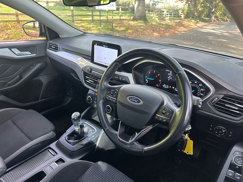 Ford Focus 1.5 EcoBlue Zetec Hatchback 5dr Diesel Manual Euro 6 (s/s) (120 ps) 5dr Manual 2025