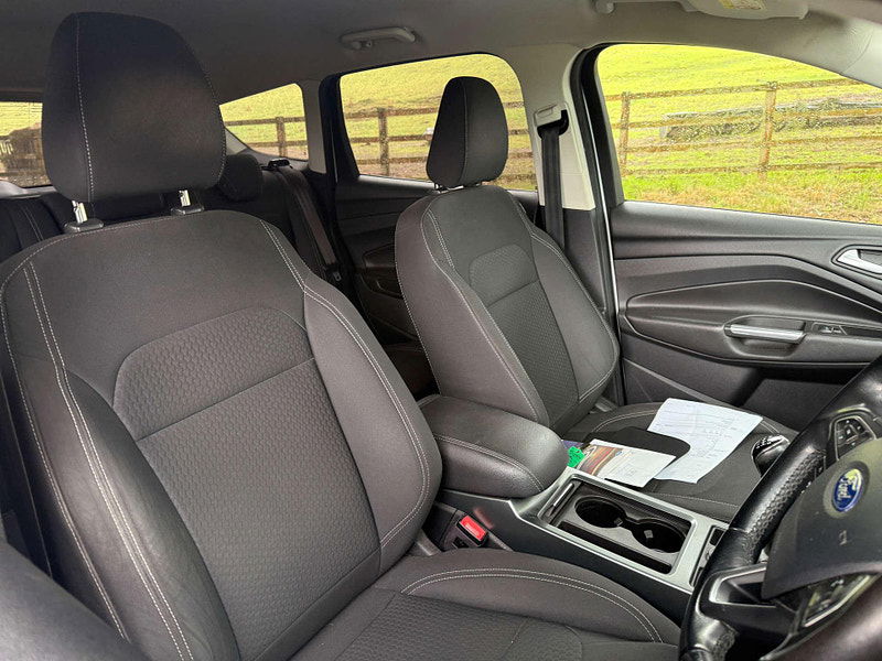 Ford Kuga 2.0 Kuga Zetec TDCi 4x4 4WD 5dr 5dr Manual 2025