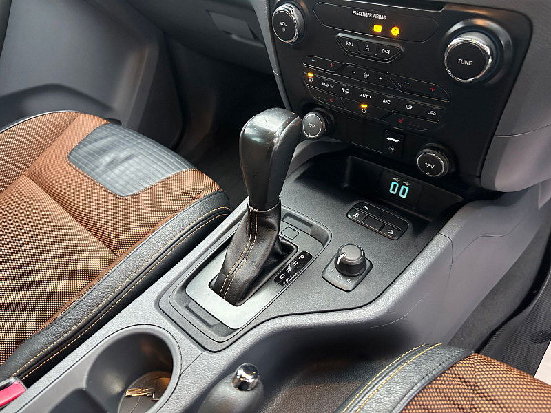 Ford Ranger 3.2 TDCi Wildtrak Pickup Double Cab 4dr Diesel Auto 4WD Euro 5 (200 ps) 4dr Automatic 2026