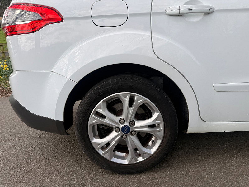 Ford S-Max 2.0 TDCi Zetec MPV 5dr Diesel Manual Euro 5 (140 ps) 5dr Manual 2026