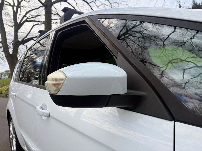 Ford S-Max 2.0 TDCi Zetec MPV 5dr Diesel Manual Euro 5 (140 ps) 5dr Manual 2026